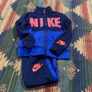 Boys Size 4 Nike Track Set